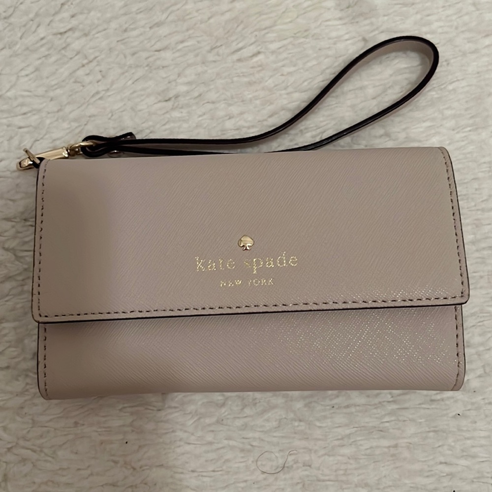 kate spade wristlet